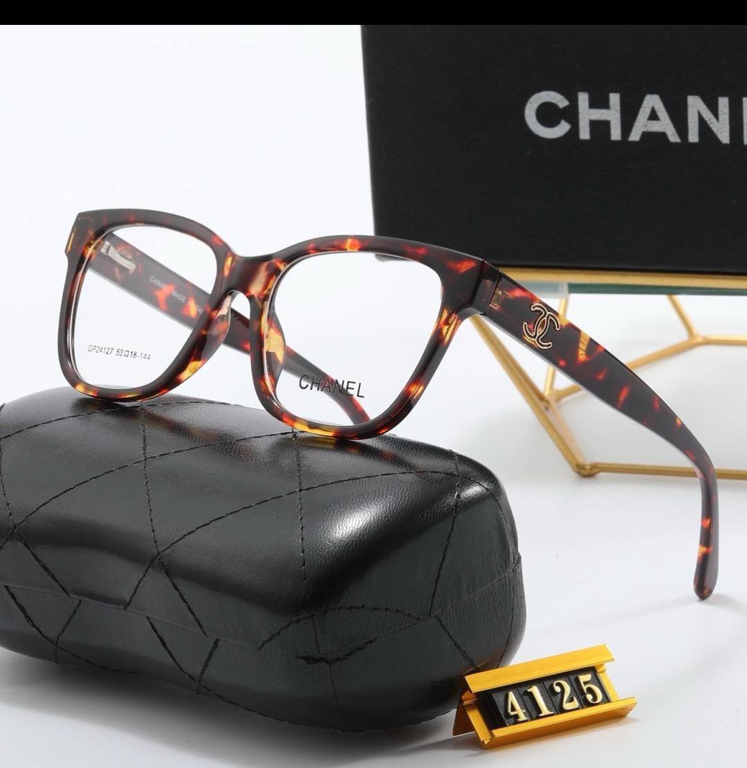 Jaelle Luxury store