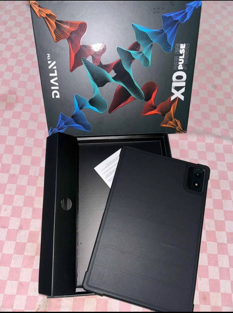 Tablette DIALN X10 64 Go
